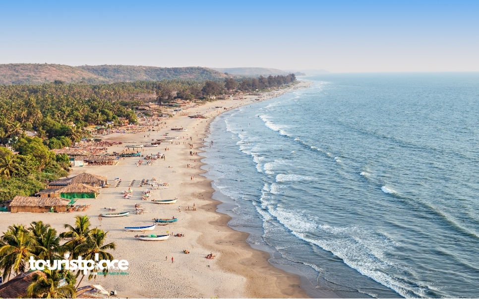 Best places to visit in Goa featuring famous beaches, nightlife and Portuguese architecture - Tourist Place In India